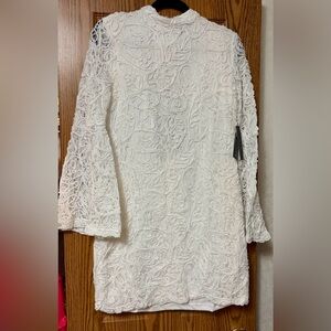 "Lulus" white knee length dress, xl